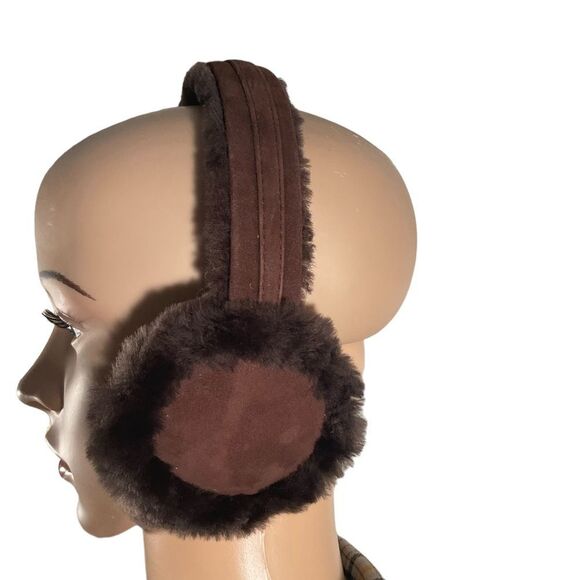 UGG Women’s Brown Genuine Leather Australia Classic Double U Logo Earmuff One Sz - Picture 2 of 11